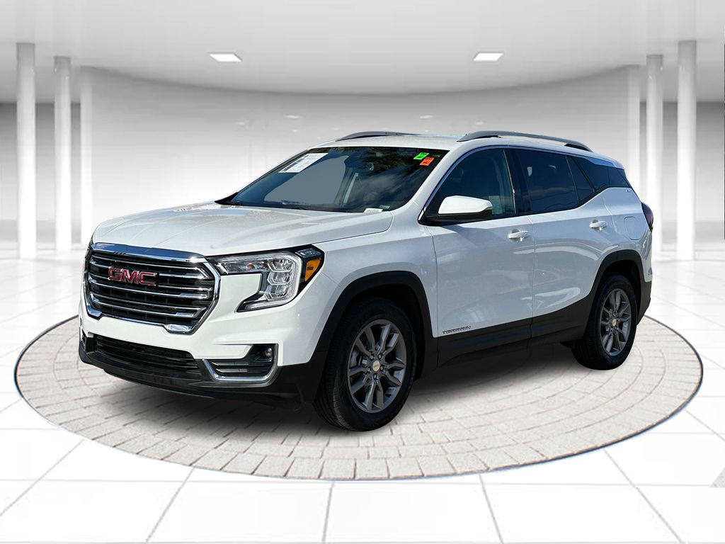 2024 GMC Terrain SLT FWD's photo