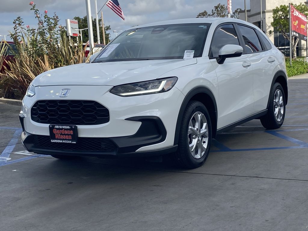 2024 Honda HR-V LX 2WD's photo
