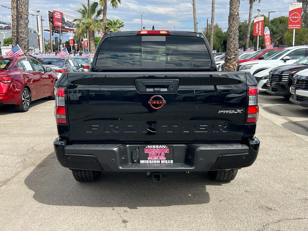 2023 Nissan Frontier PRO-X photo 4