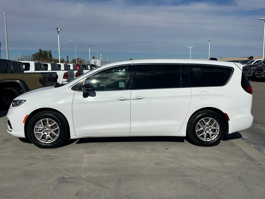 Certified 2024 Chrysler Pacifica Touring L Minivan/Van