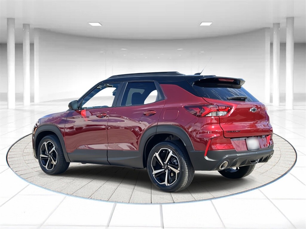 2023 Chevrolet Trailblazer RS photo 2