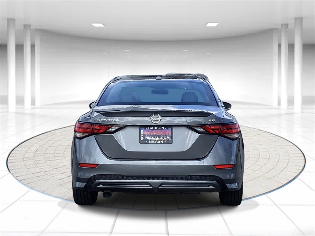2023 Nissan Sentra SR photo 3