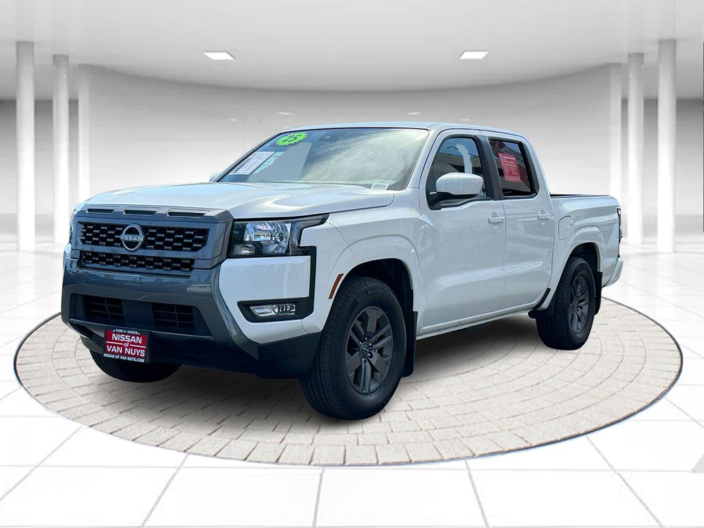 2025 Nissan Frontier SV Crew Cab 4X2 SWB's photo
