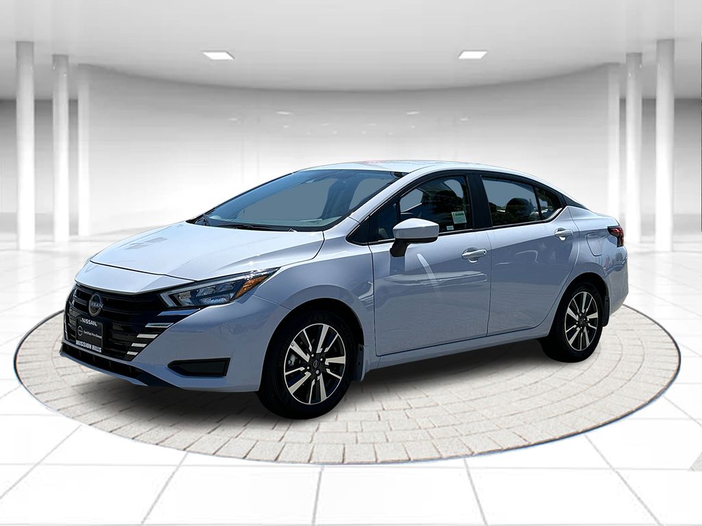 2025 Nissan Versa 1.6 SV CVT's photo