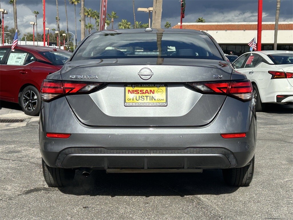 2024 Nissan Sentra SV photo 3
