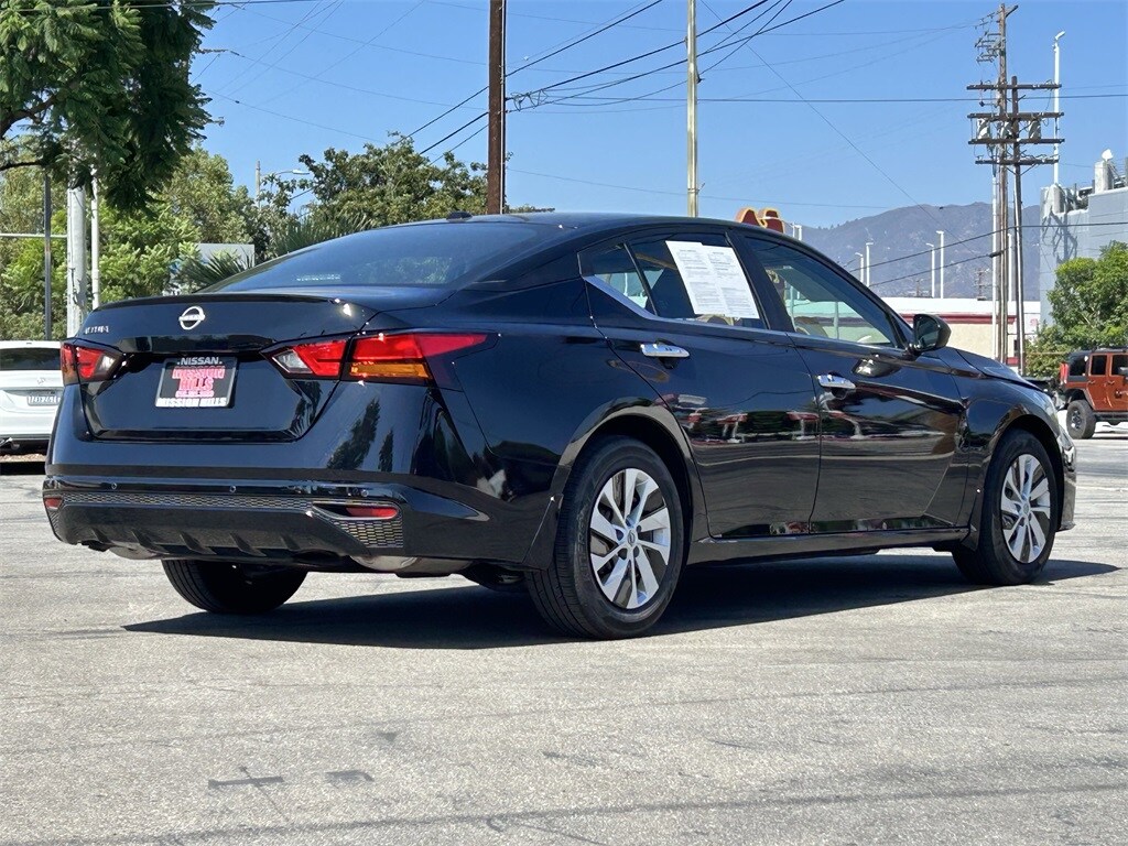2025 Nissan Altima 2.5 S photo 4