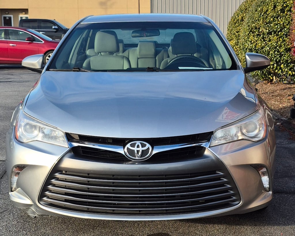 Used 2016 Toyota Camry LE Sedan