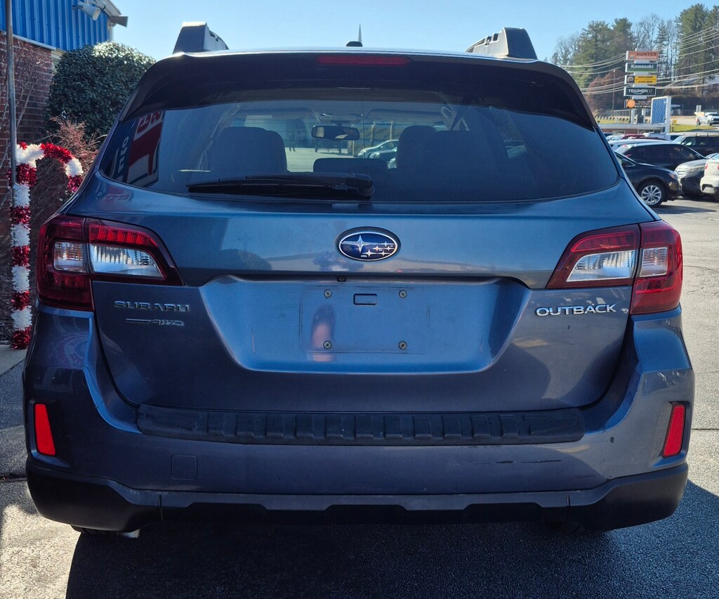 Used 2015 Subaru Outback 2.5i Limited SUV