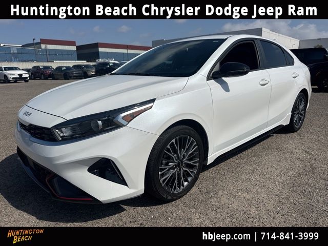 2024 Kia Forte GT-Line AT's photo