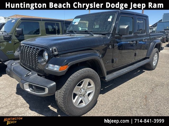 2022 Jeep Gladiator Sport S's photo