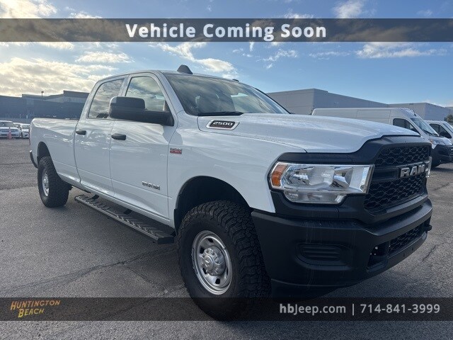 2022 Ram 2500 Tradesman photo 3
