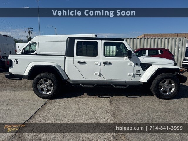 2021 Jeep Gladiator Freedom photo 4