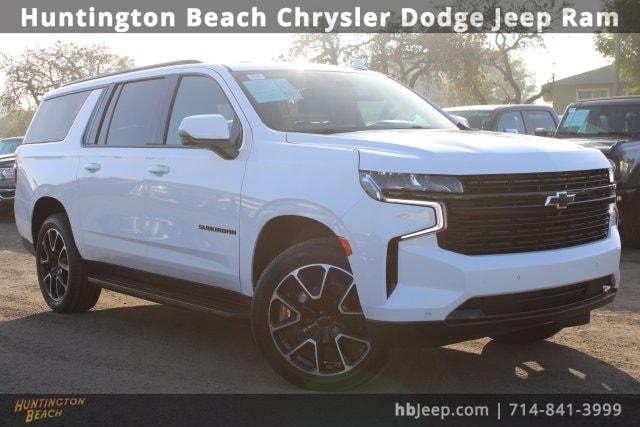 2024 Chevrolet Suburban RST's photo