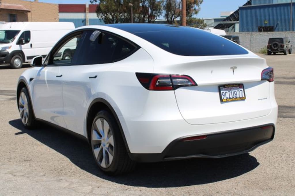 Used 2022 Tesla Model Y Long Range SUV
