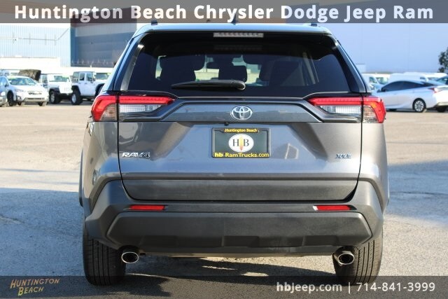 2024 Toyota RAV4 XLE photo 4