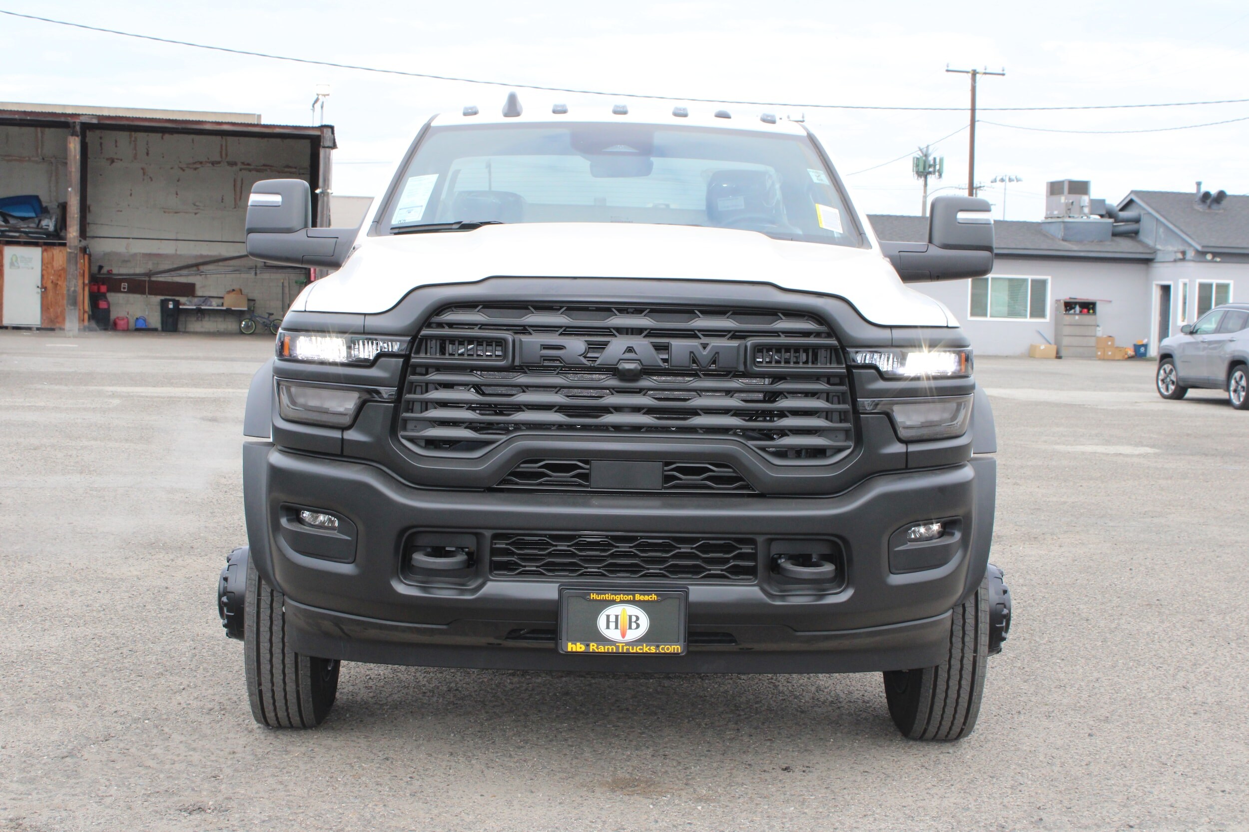 2025 Ram 5500 Tradesman photo 2