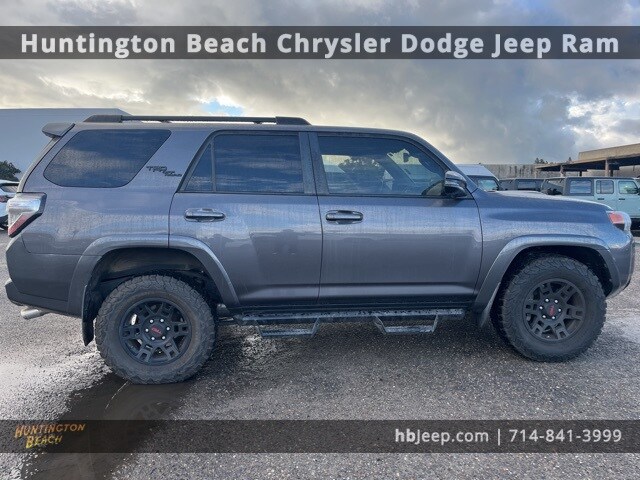 2021 Toyota 4Runner TRD Off-Road Premium photo 4