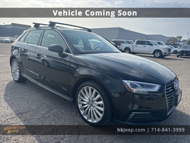 2017 Audi A3 E-tron Premium Plus photo 3