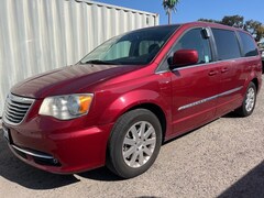 2016 Chrysler Town & Country Touring Minivan/Van