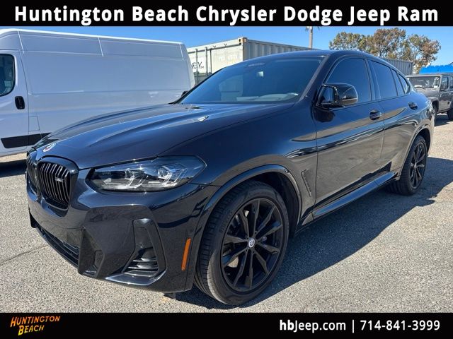 2023 BMW X4 M40i's photo