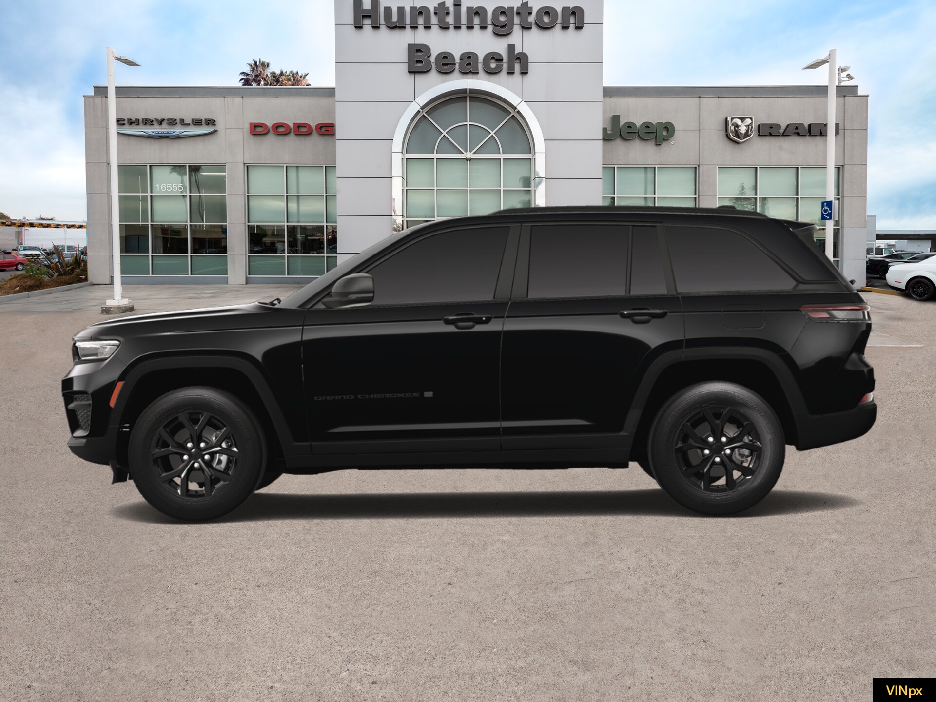 2025 Jeep Grand Cherokee Altitude photo 3