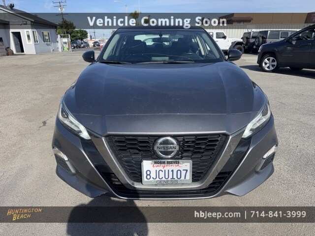 2019 Nissan Altima 2.5 SR photo 2