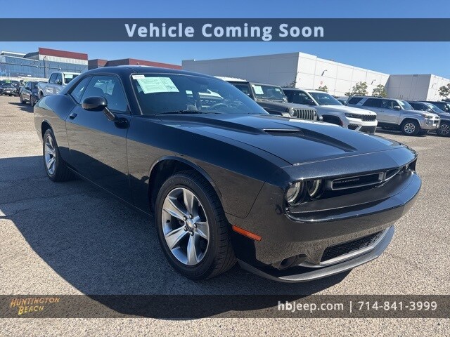 2018 Dodge Challenger SXT photo 3