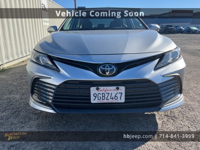 2023 Toyota Camry LE photo 2