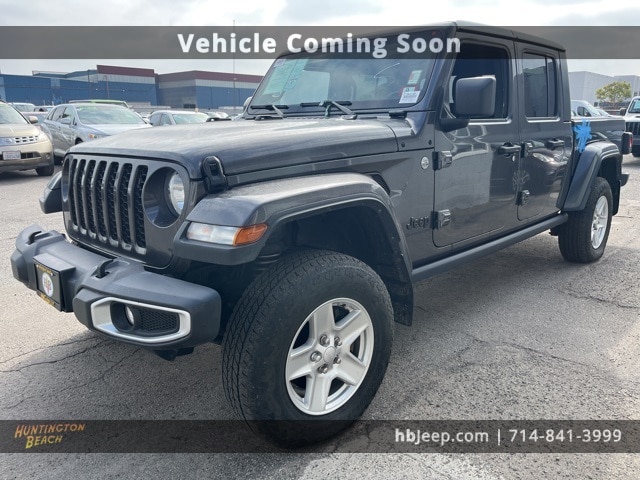 2021 Jeep Gladiator Sport S's photo