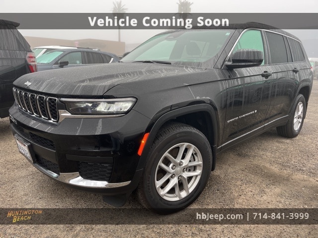 2025 Jeep Grand Cherokee L Laredo's photo