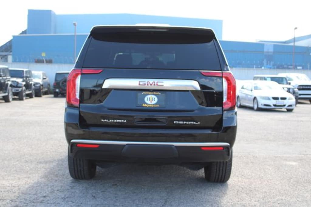 Used 2022 GMC Yukon Denali SUV