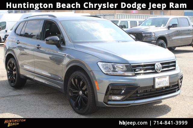 2021 Volkswagen Tiguan 2.0T SE R-Line Black's photo