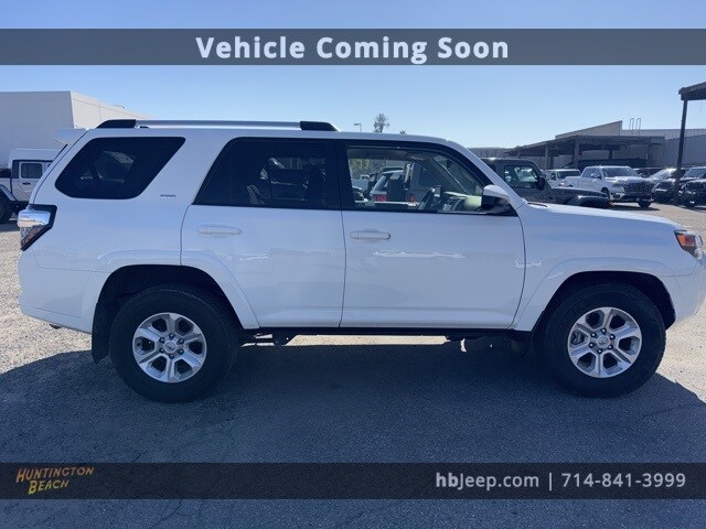 2024 Toyota 4Runner SR5 photo 4