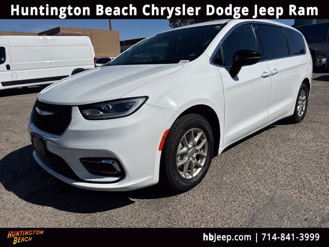 2025 Chrysler Pacifica