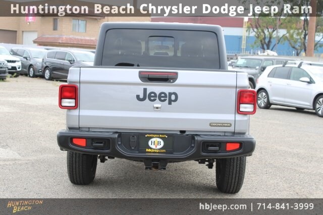 2021 Jeep Gladiator Sport photo 4