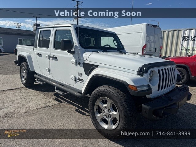 2021 Jeep Gladiator Freedom photo 3