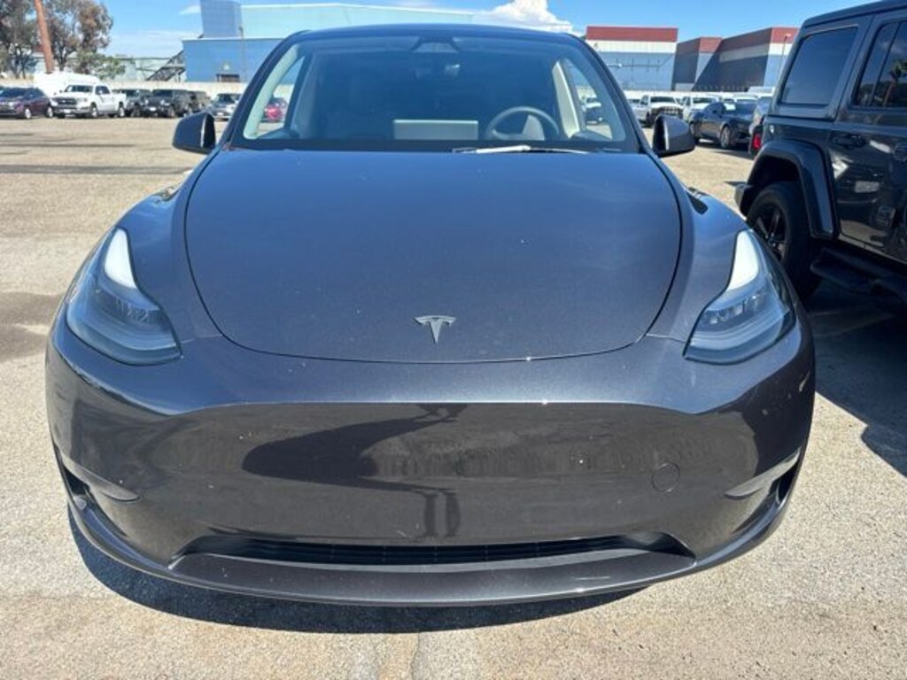 Used 2024 Tesla Model Y Long Range SUV