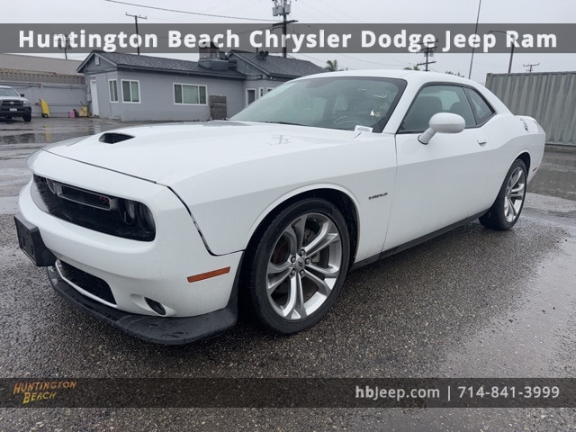 2022 Dodge Challenger R/T's photo