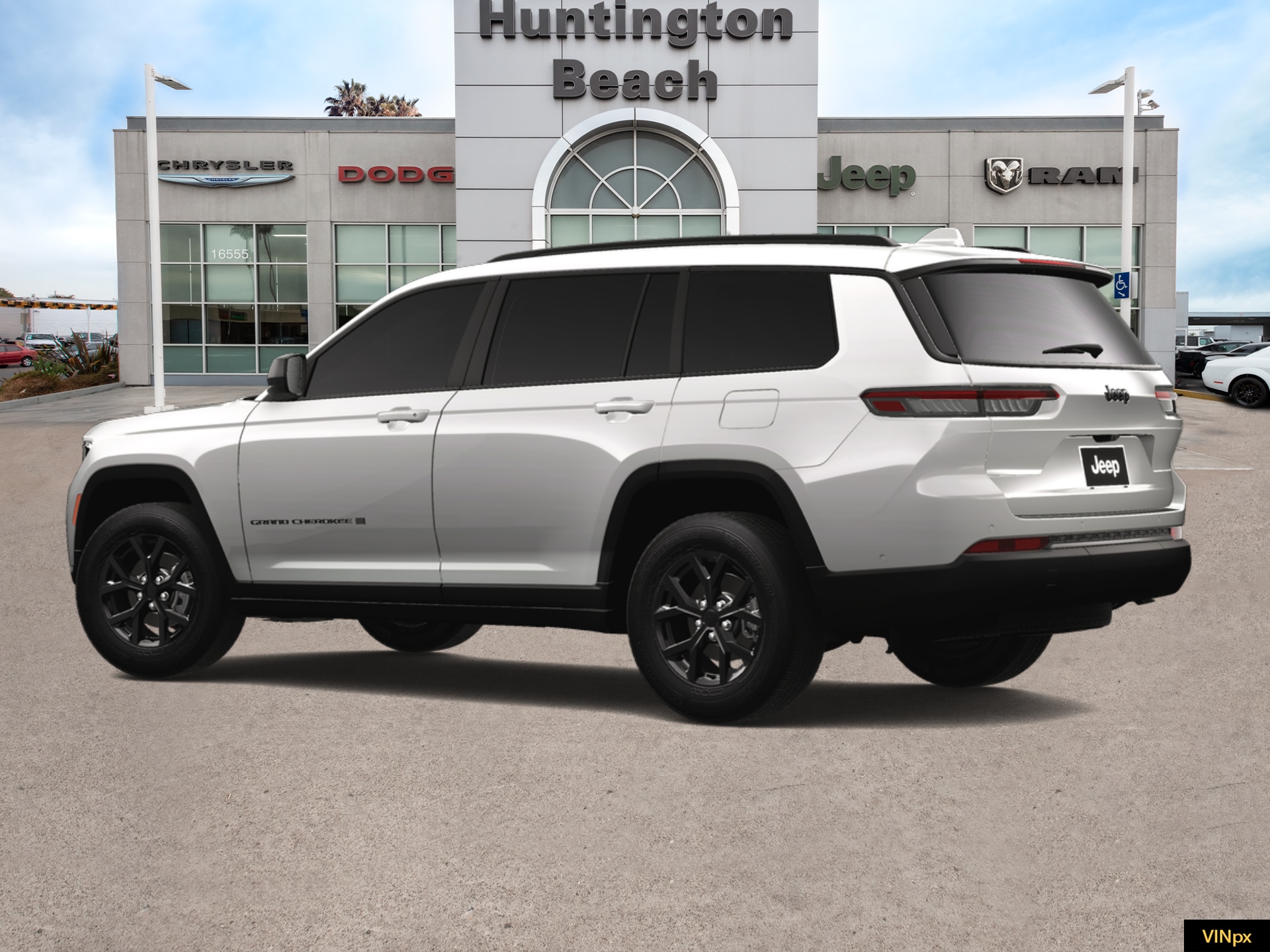 2025 Jeep Grand Cherokee Altitude photo 2