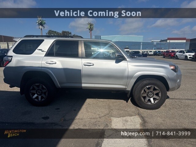 2021 Toyota 4Runner TRD Off-Road Premium photo 4