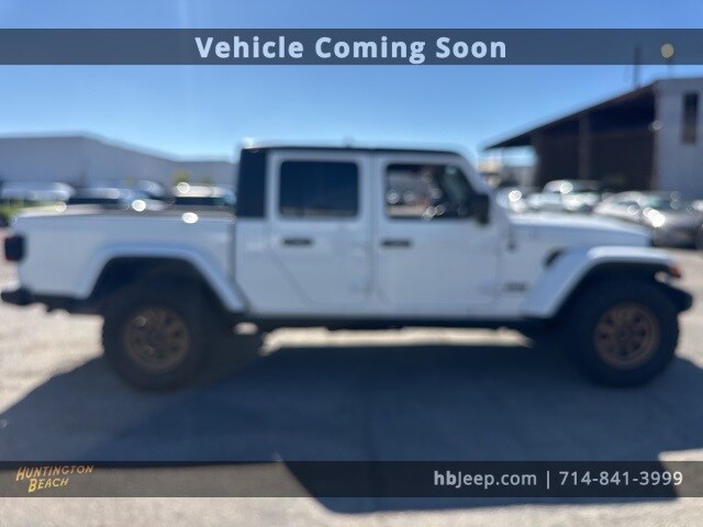 2021 Jeep Gladiator Sport photo 4