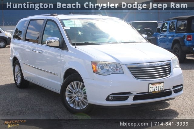 2015 Chrysler Town & Country