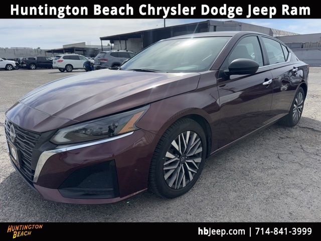 2024 Nissan Altima SV