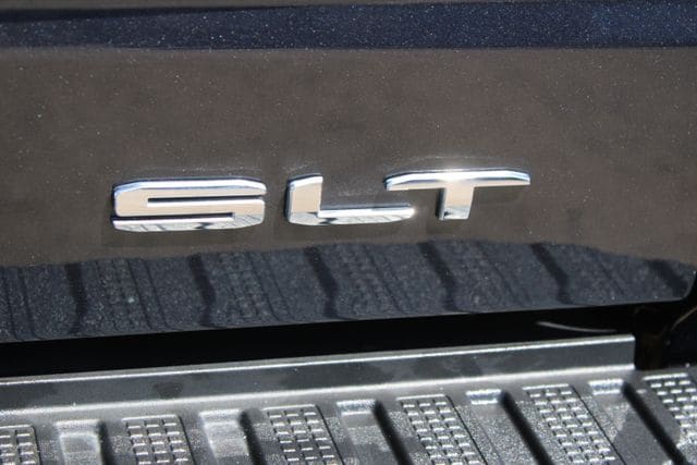 2024 GMC Sierra 1500 SLT - Photo 6