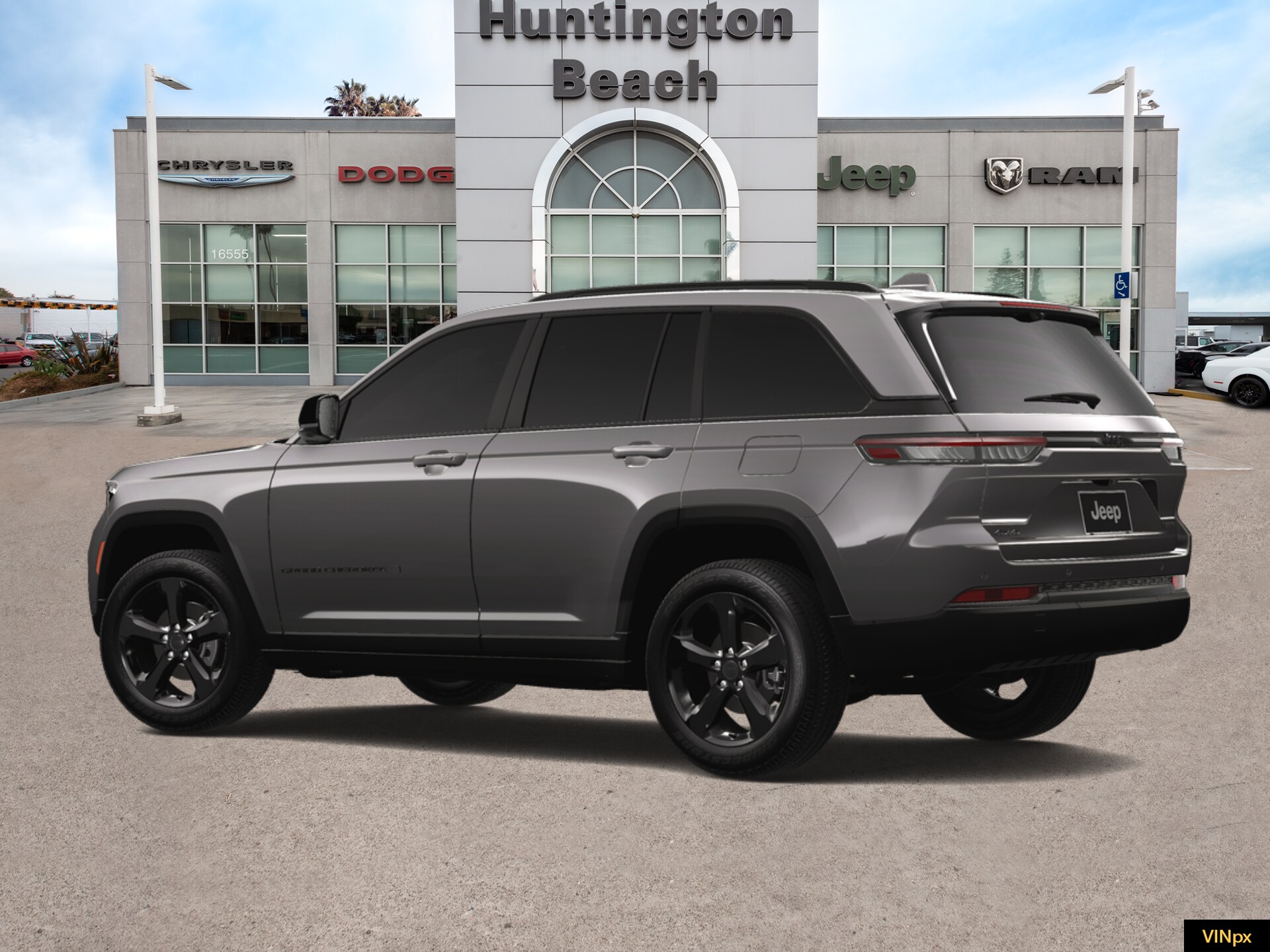 2025 Jeep Grand Cherokee Limited photo 4