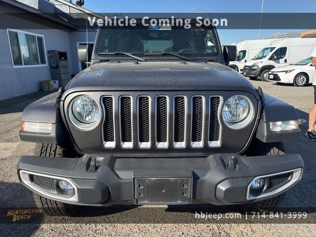 2022 Jeep Wrangler Unlimited Sahara photo 2