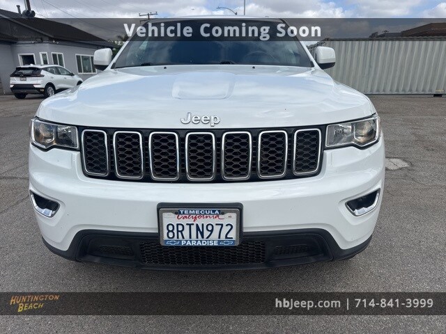 2020 Jeep Grand Cherokee Laredo E photo 2