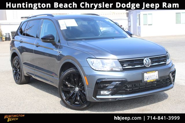 2021 Volkswagen Tiguan 2.0T SE R-Line Black's photo
