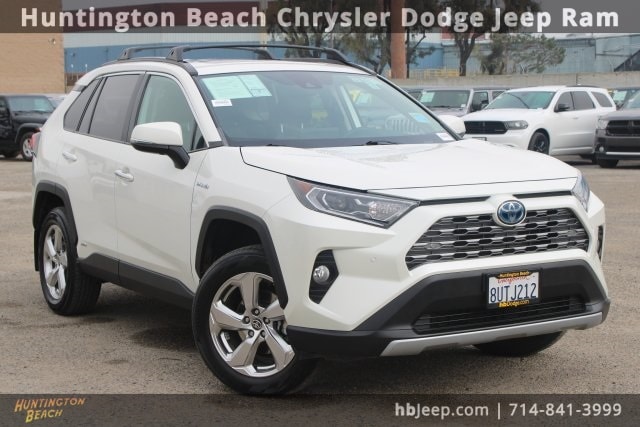 2021 Toyota RAV4 Limited's photo