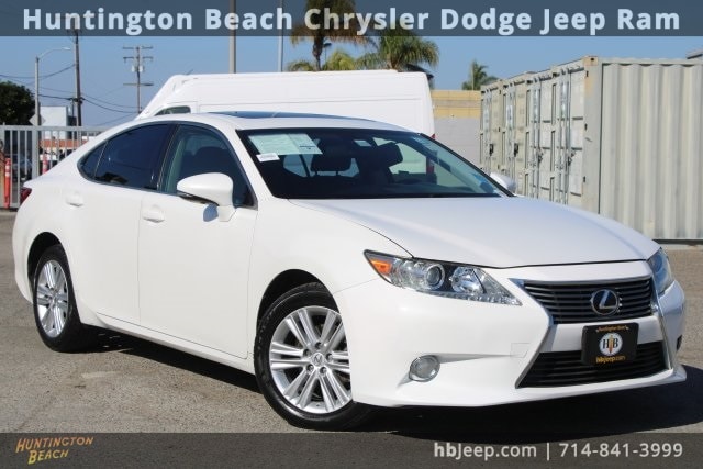 2015 Lexus ES 350's photo